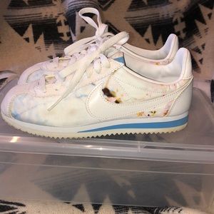 Nike cherry blossom Cortez